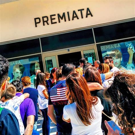 orari spaccio prada casette d'ete|Gli spacci aziendali e gli outlet delle Marche.